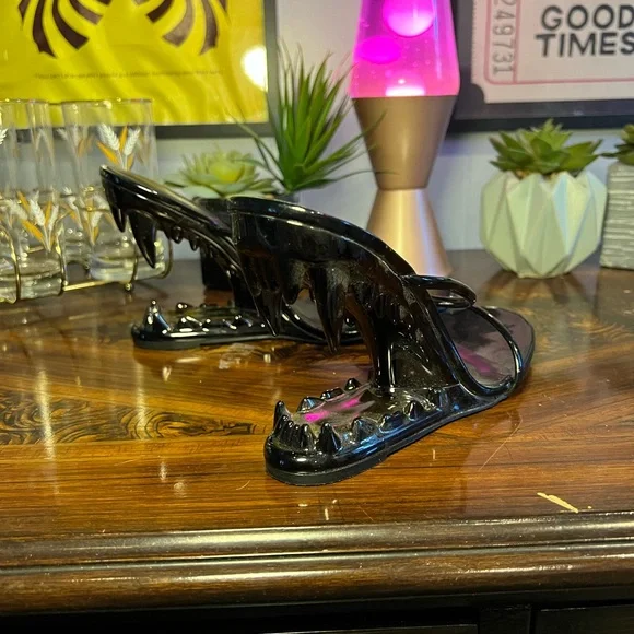 Open toe high heel tiger teeth sandal size 10 - Picture 4 of 11